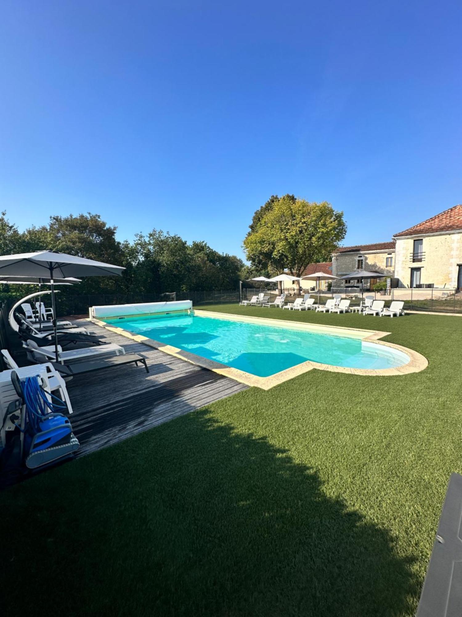 Domaine De La Roche Chabrelle Villa Saint-Just  Luaran gambar